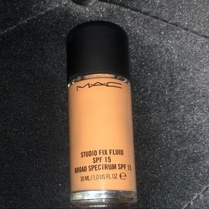 MAC Studio Fix NC42